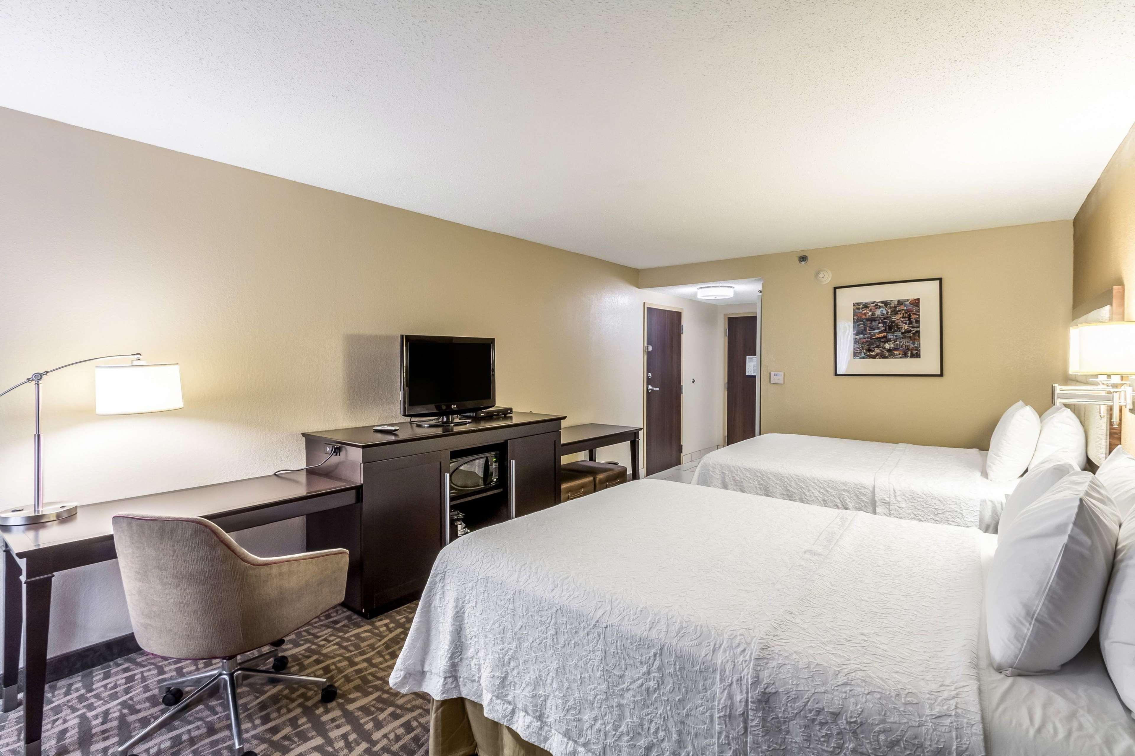 Hampton Inn Jackson Pearl Intrntl Airport Экстерьер фото