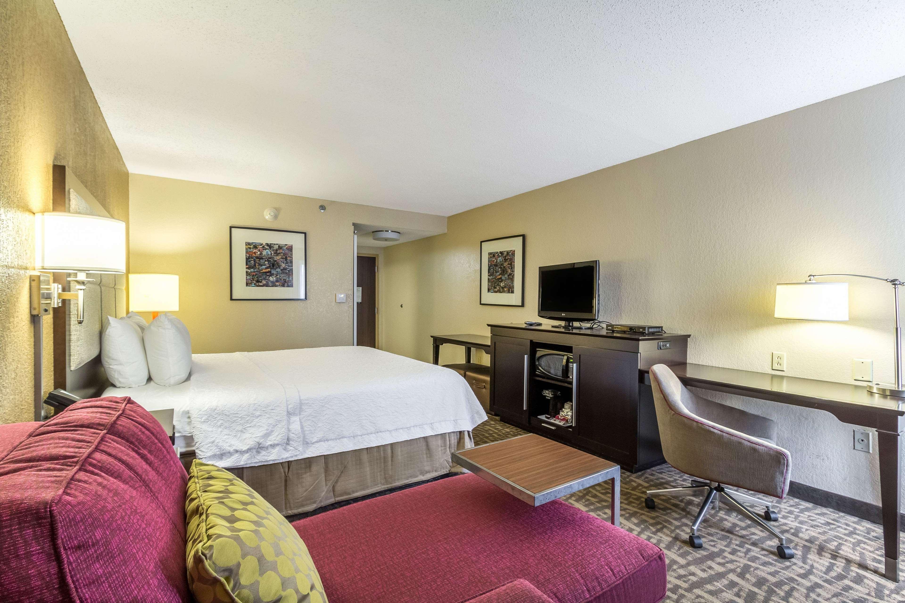 Hampton Inn Jackson Pearl Intrntl Airport Экстерьер фото