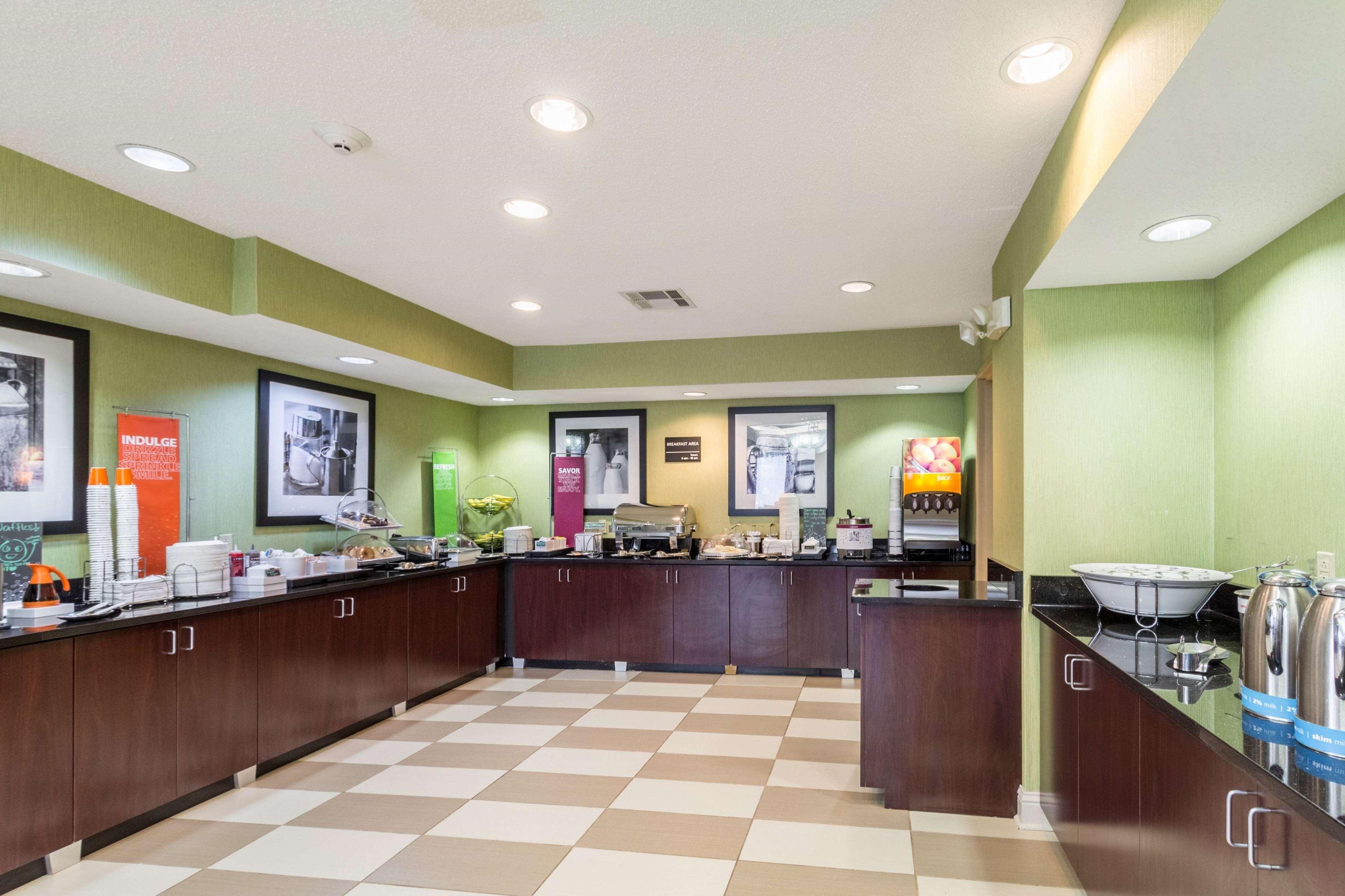 Hampton Inn Jackson Pearl Intrntl Airport Экстерьер фото