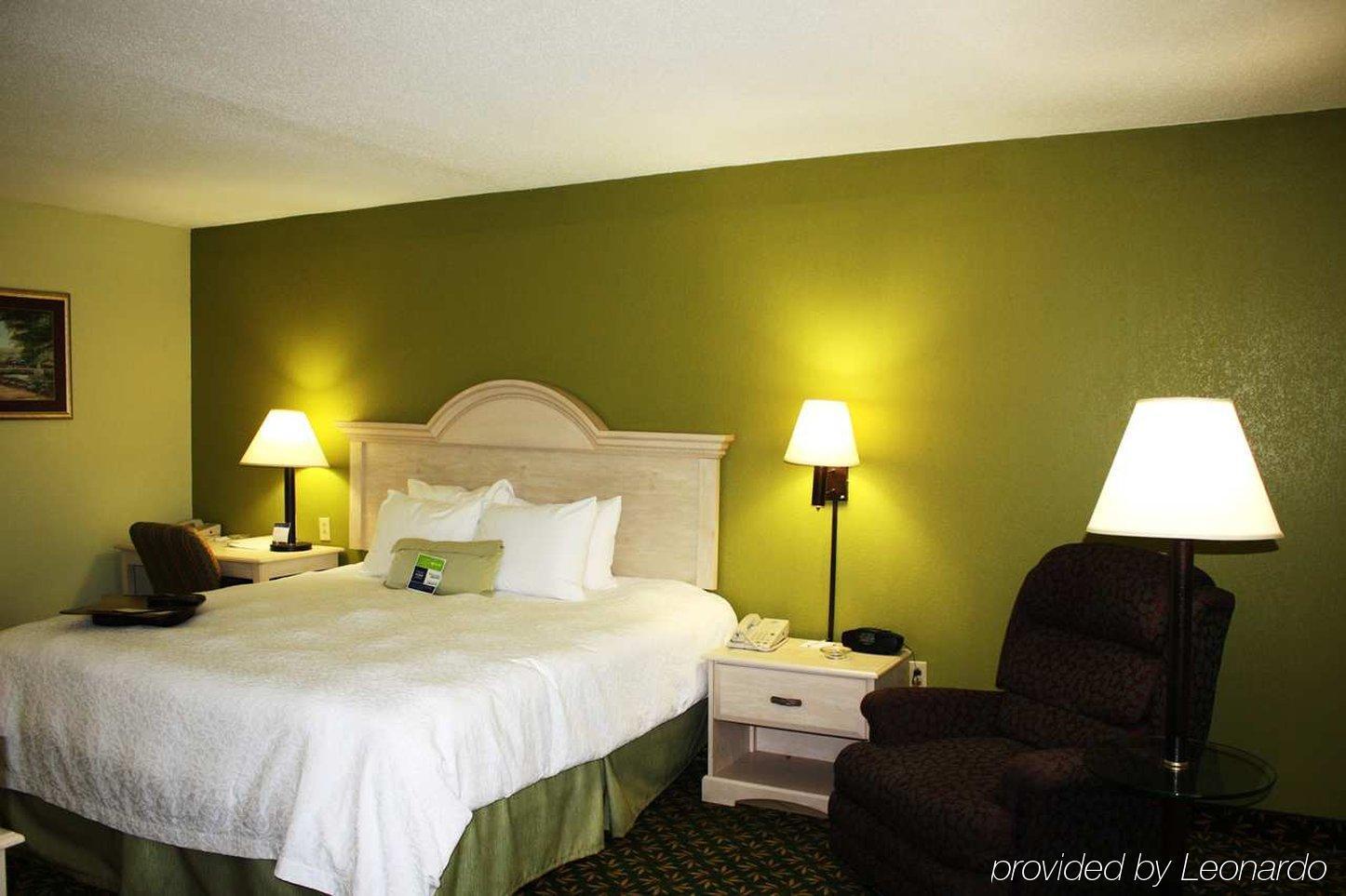 Hampton Inn Jackson Pearl Intrntl Airport Экстерьер фото
