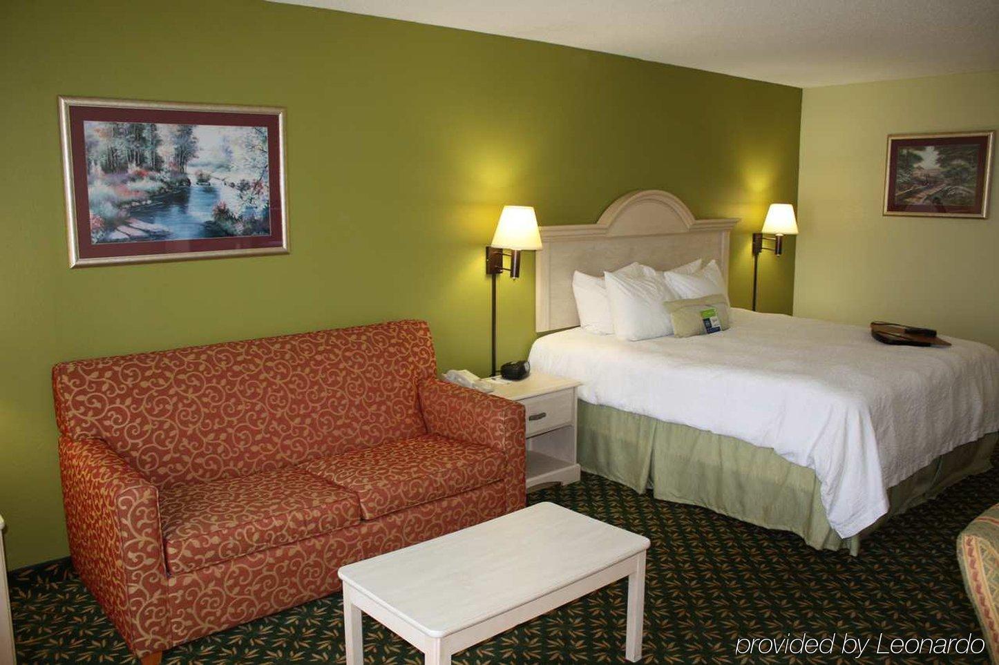Hampton Inn Jackson Pearl Intrntl Airport Номер фото
