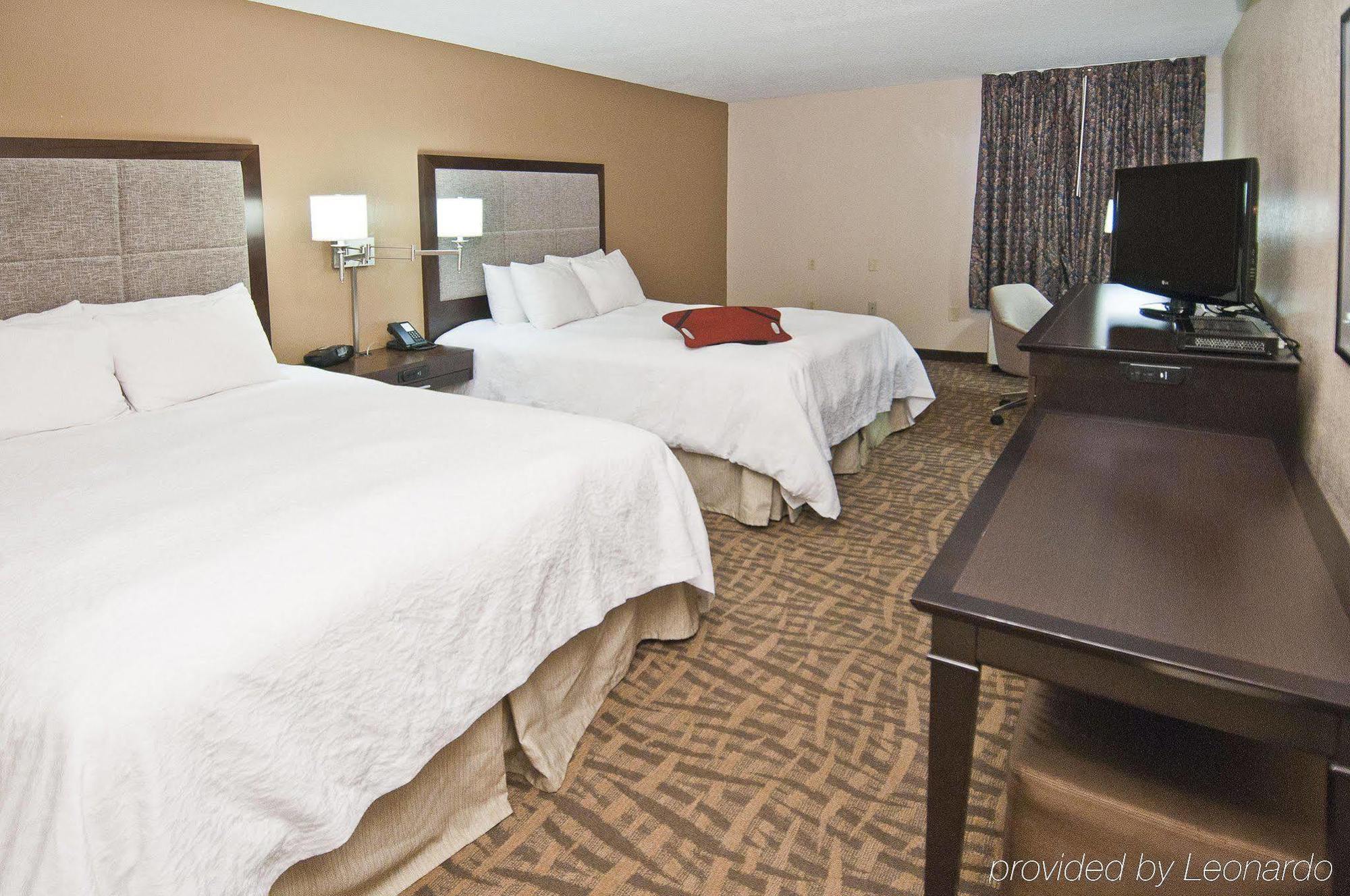 Hampton Inn Jackson Pearl Intrntl Airport Экстерьер фото