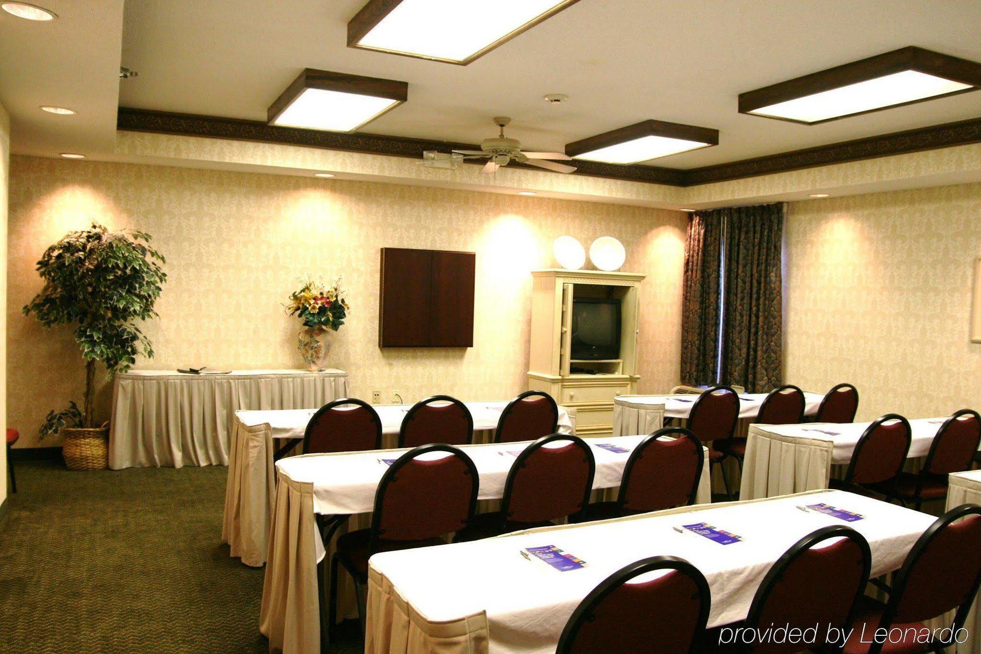 Hampton Inn Jackson Pearl Intrntl Airport Удобства фото
